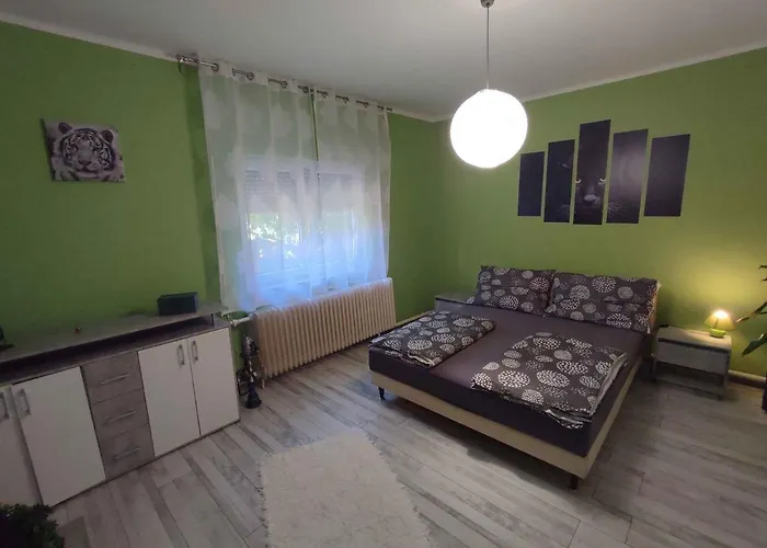 In - Balaton 45811 Siófok